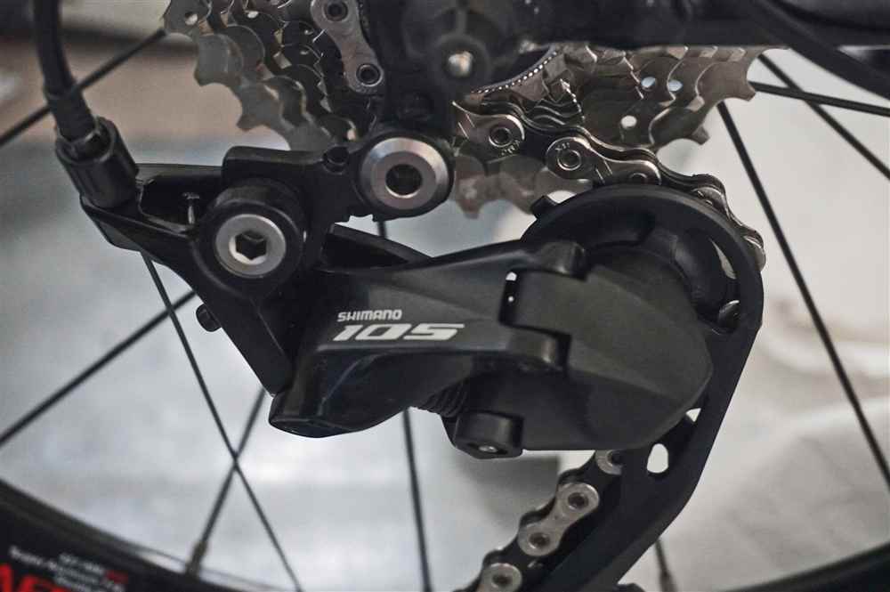 リアディレイラーとチェーン周り