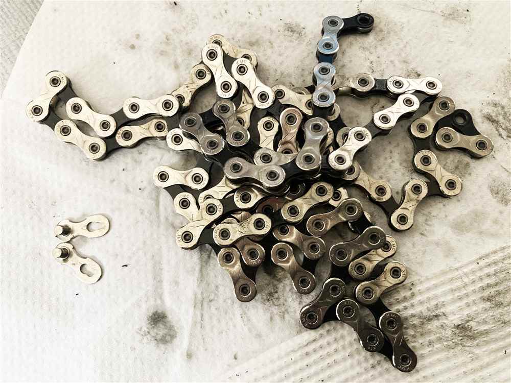 ノーズ付きエンドキャップ