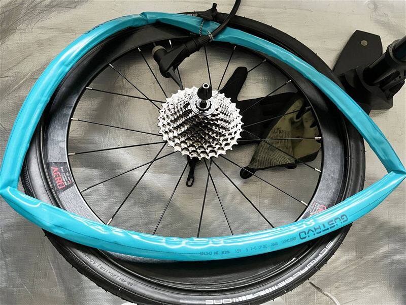 Schwalbe One��TPU�`���[�u�����y�M�ҎB�e�z