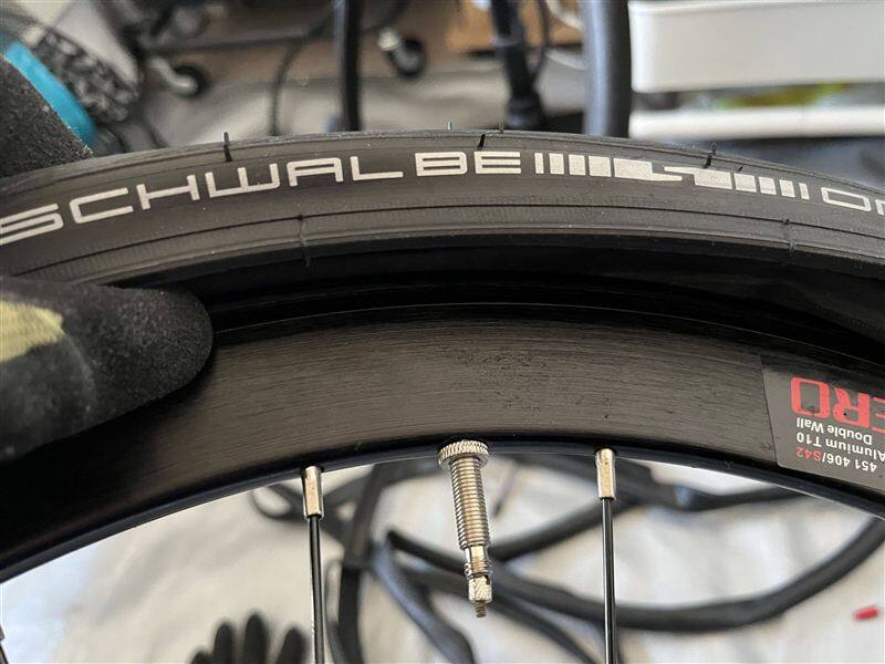 Schwalbe One���������y�M�ҎB�e�z