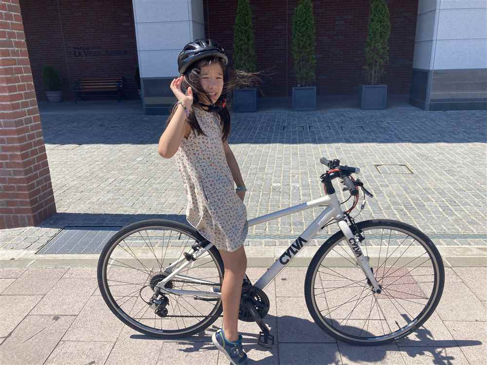 クロスバイクのリアディレイラー【筆者撮影】