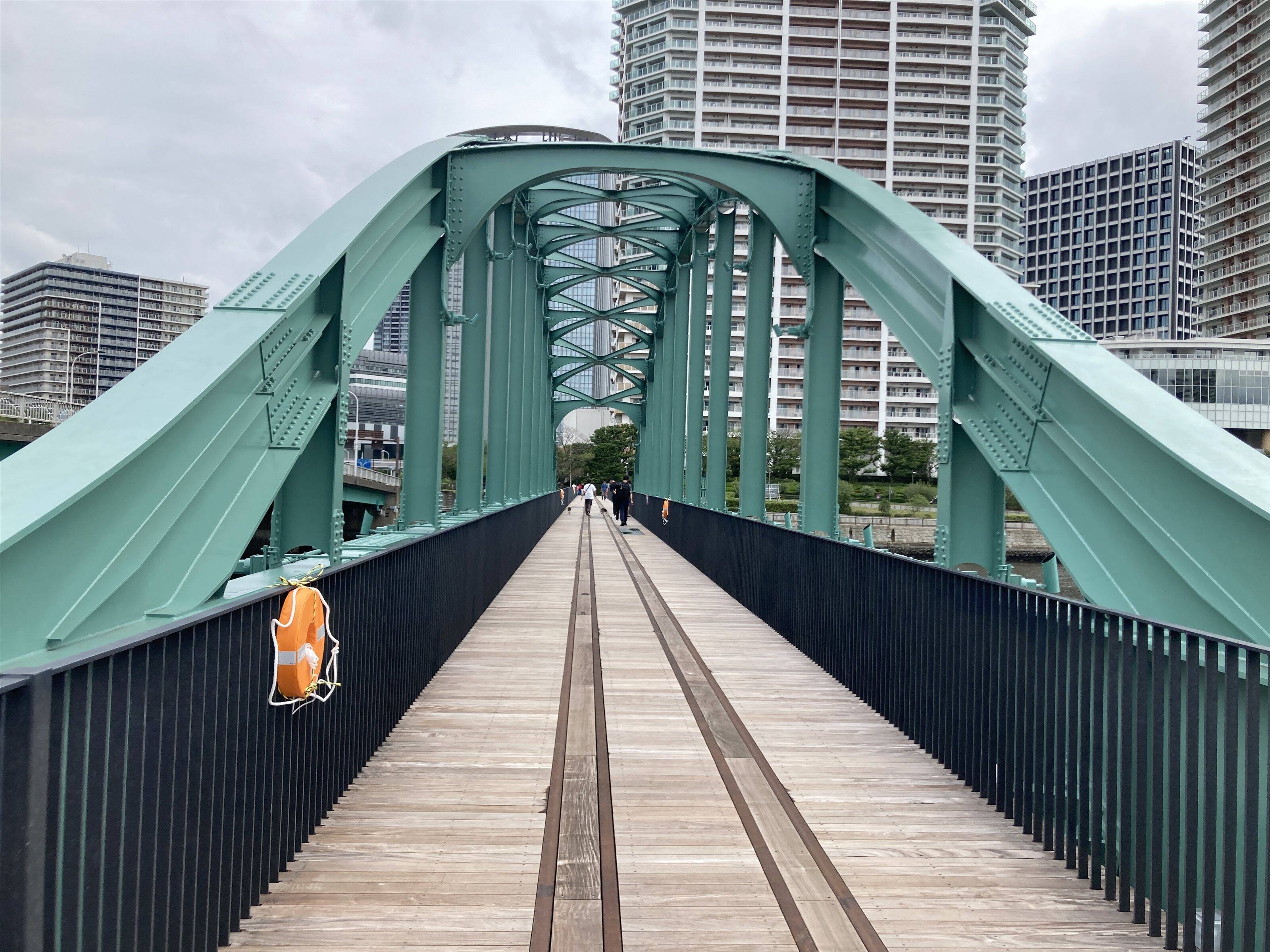 新橋から見た風景