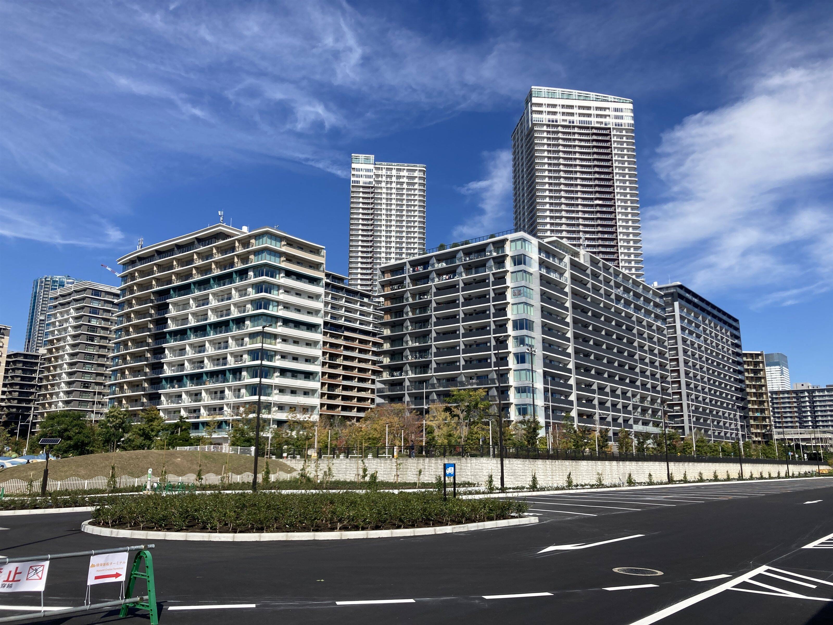 客船ターミナルから見る晴海フラッグ