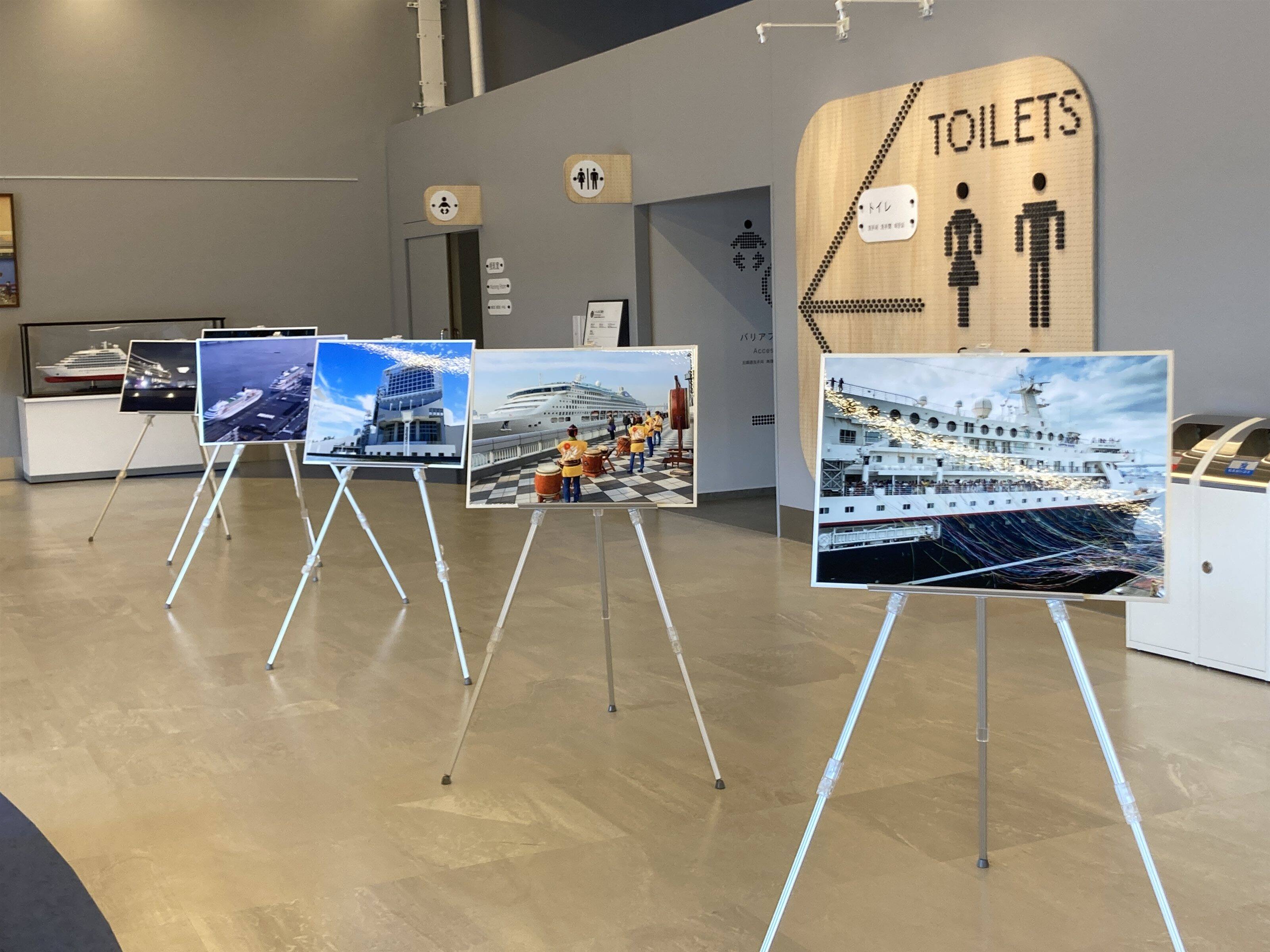 ターミナル内部 ロビー